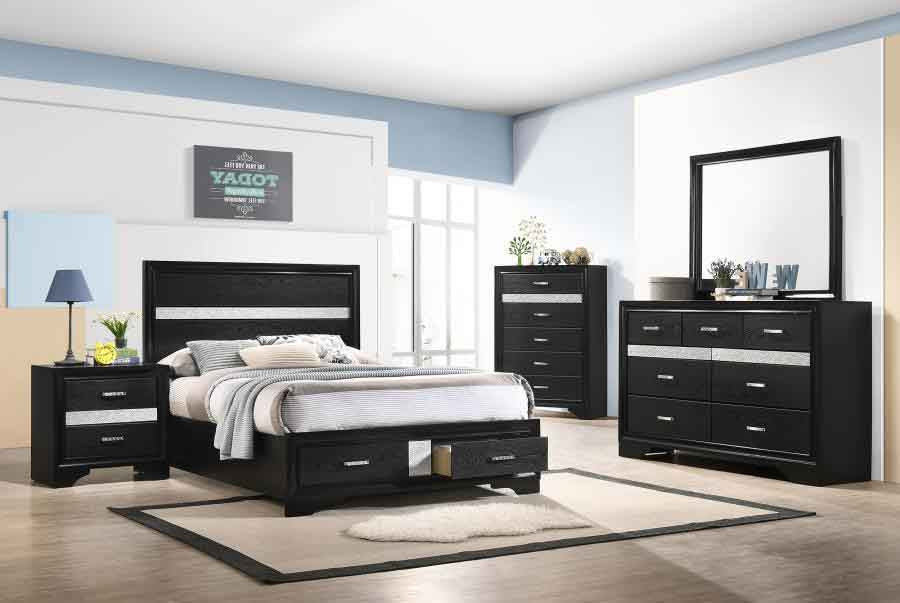 Full Miranda White Storage Bed Frame by Coaster