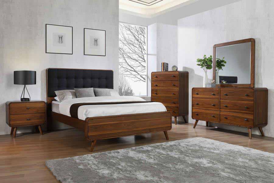 Robyn Queen 5-Piece Bedroom Package Deal