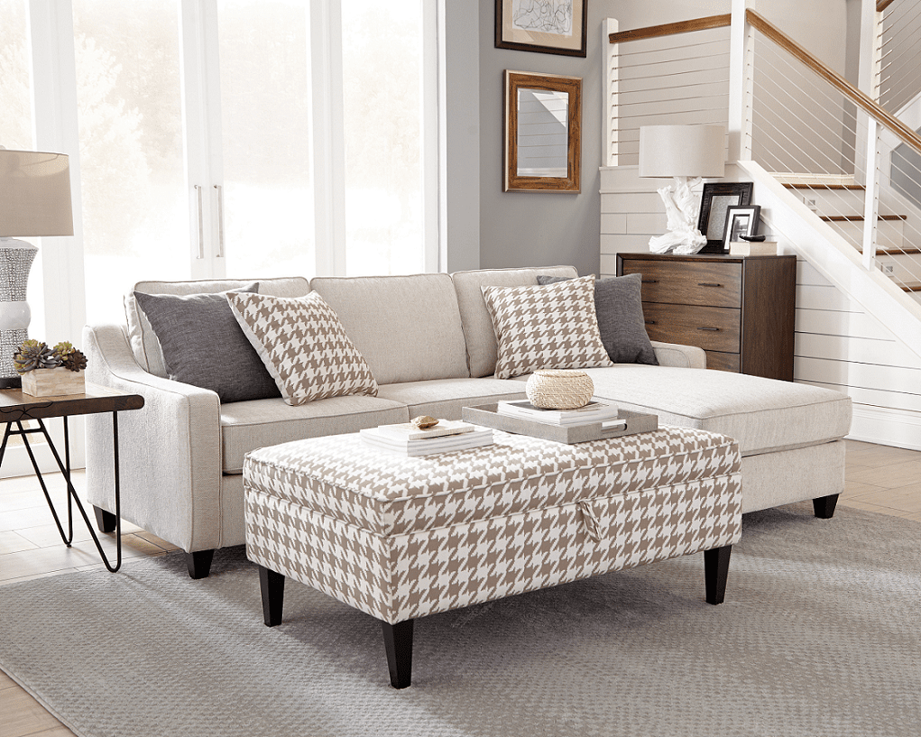 McLoughlin Sectional by Coaster