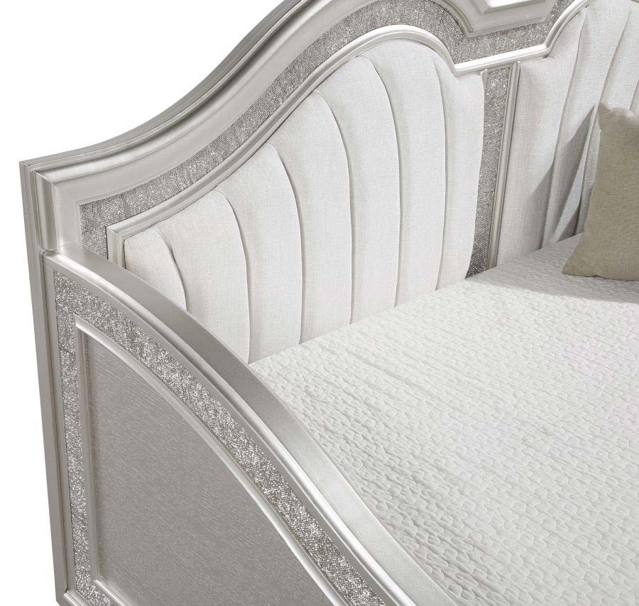 Evangeline Daybed by Coaster